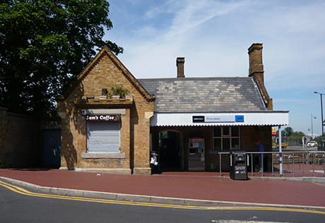 Lombard Square Community, The Vision, Plumstead Station